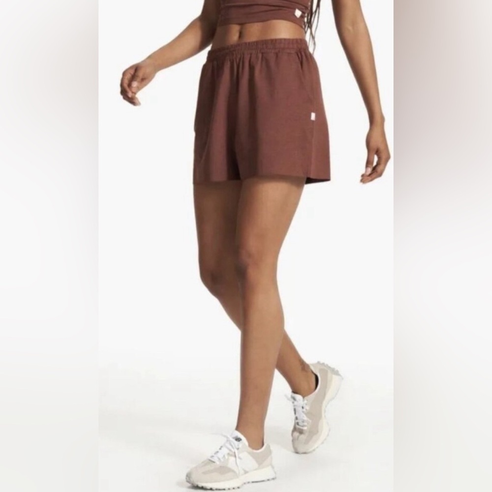 Vuori Boyfriend Shorts in Cedar